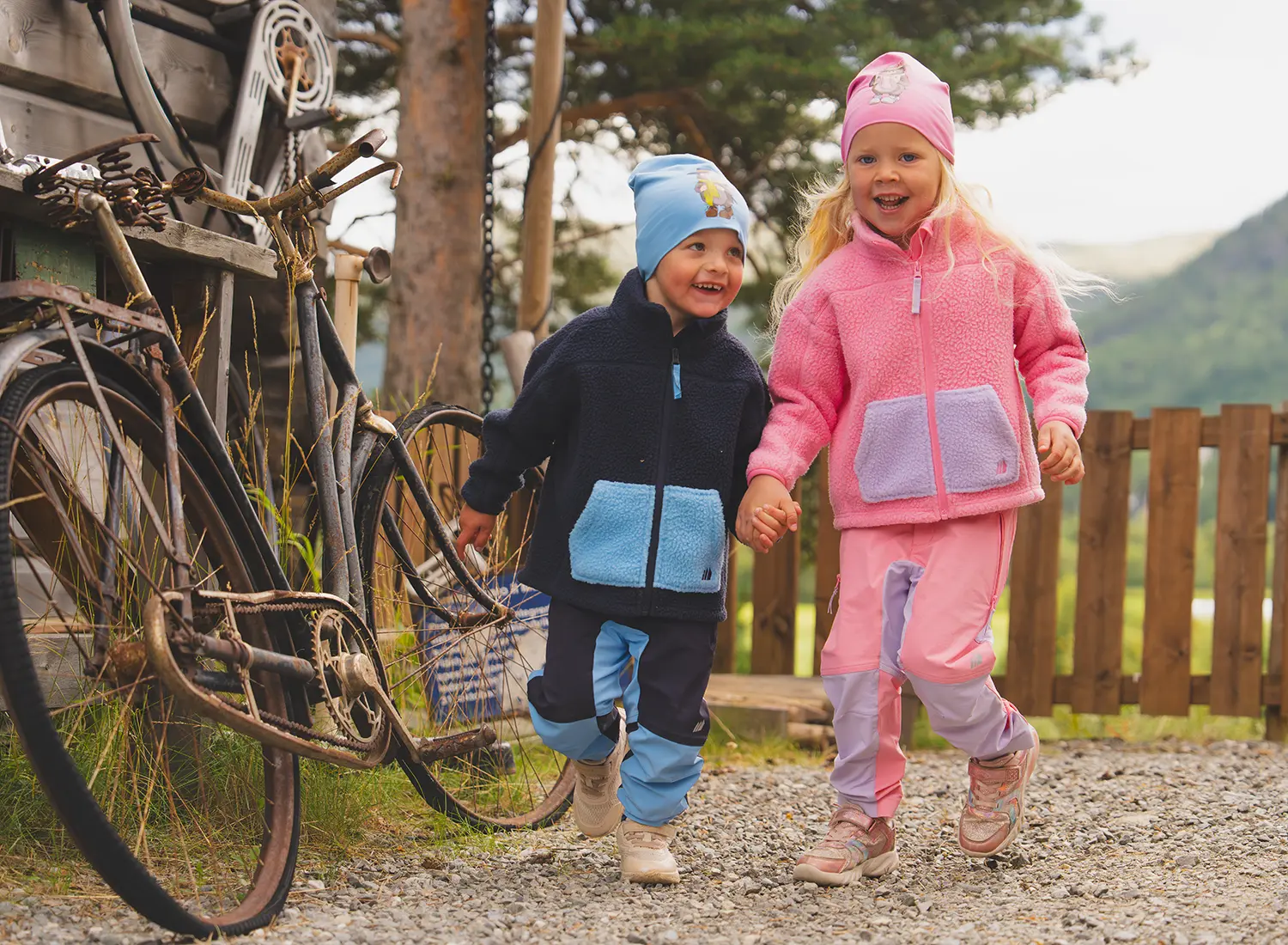 Skogstad — Fotoshoot for ny Flåklypa-kolleksjon